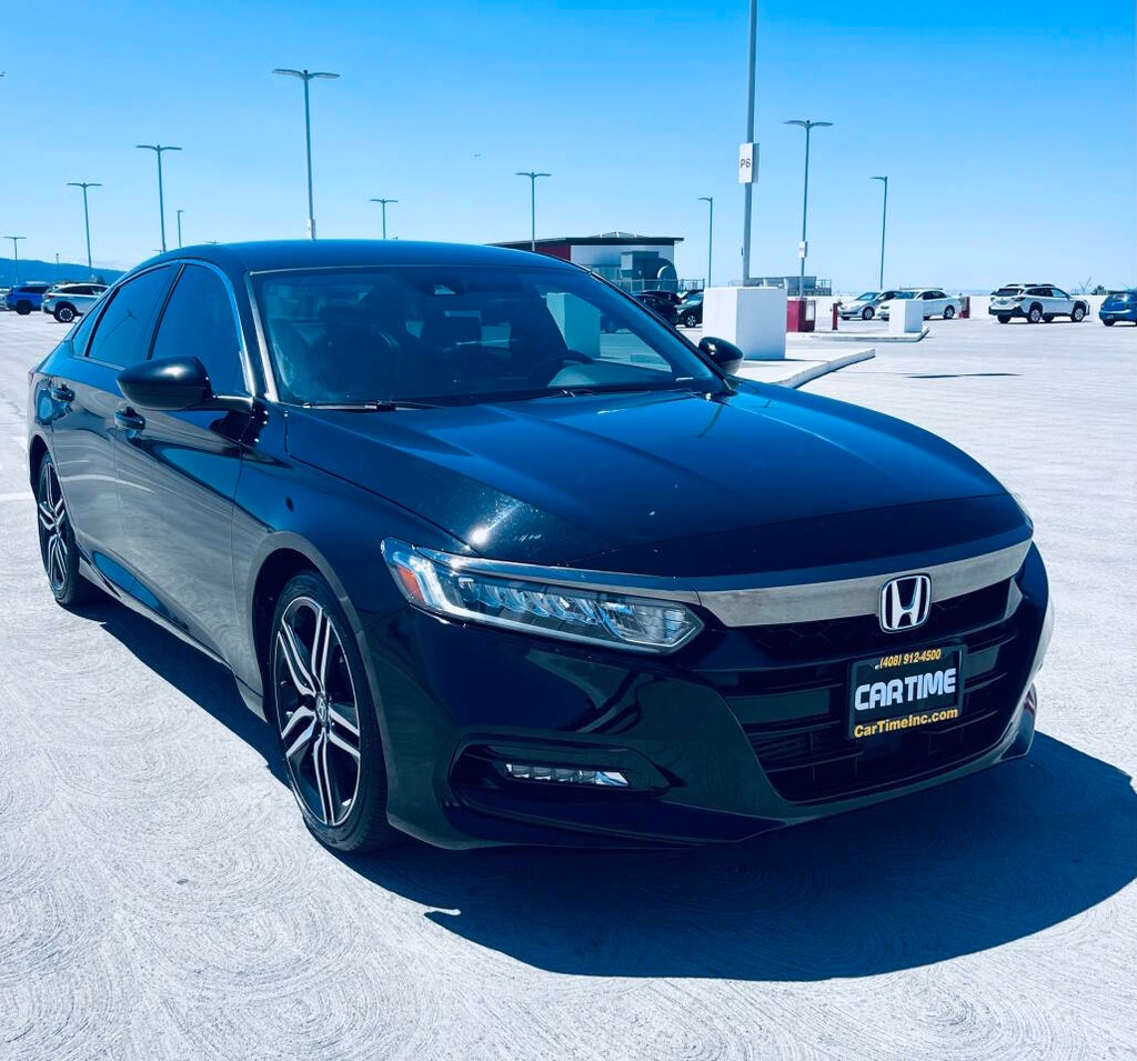 Honda Accord Sedan Vehicle Full-screen Gallery Image 10