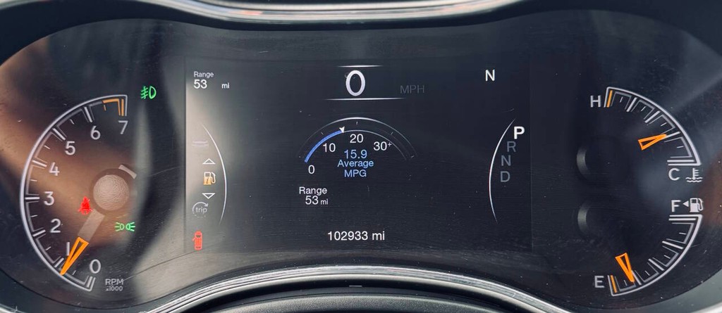 Jeep Grand Cherokee Vehicle Full-screen Gallery Image 09