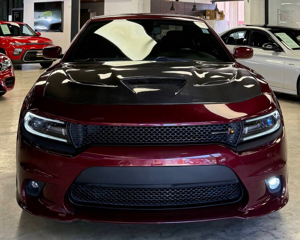 Dodge Charger Vehicle Full-screen Gallery Image 05