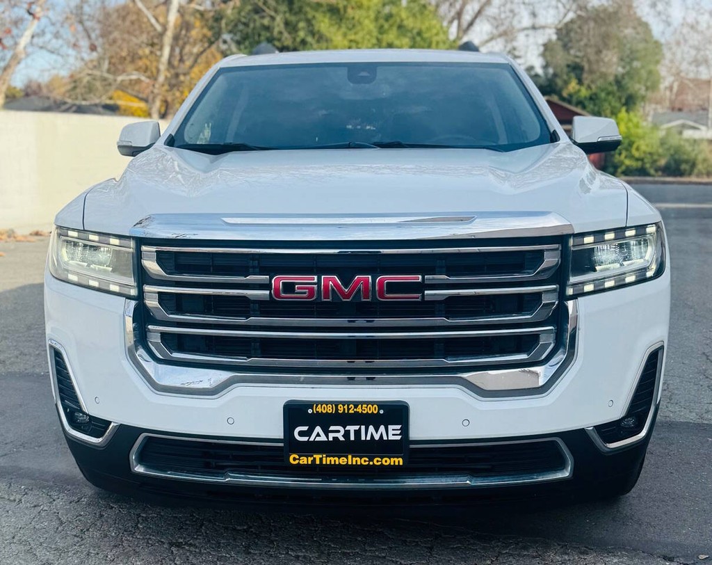 GMC Acadia Vehicle Full-screen Gallery Image 10