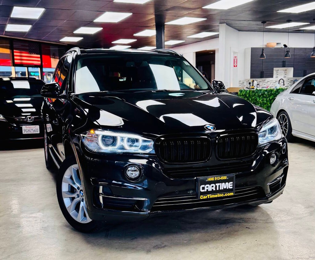 BMW X5 Vehicle Full-screen Gallery Image 02