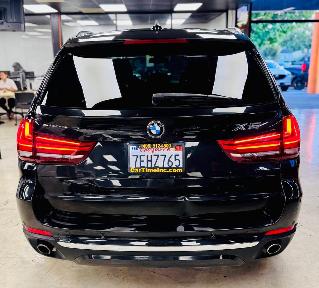 BMW X5 Vehicle Full-screen Gallery Image 08