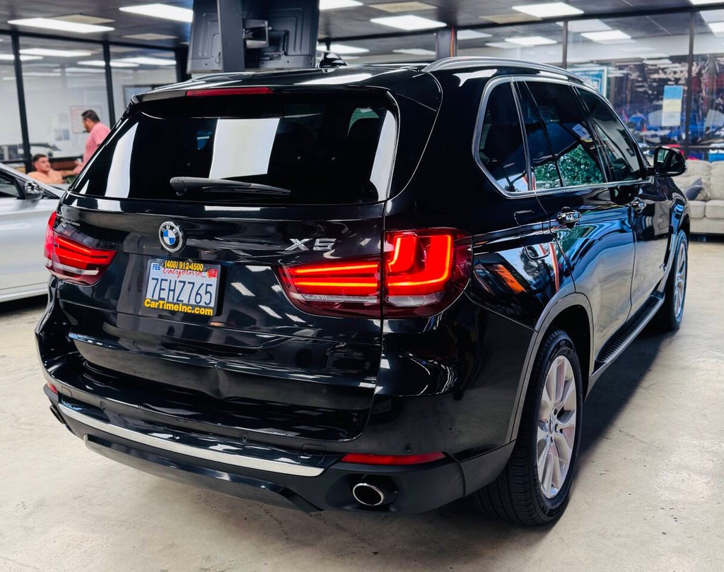 BMW X5 Vehicle Full-screen Gallery Image 09