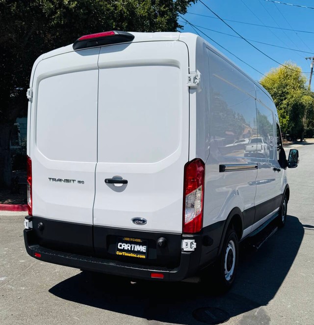 Ford Transit Cargo Van Vehicle Full-screen Gallery Image 06