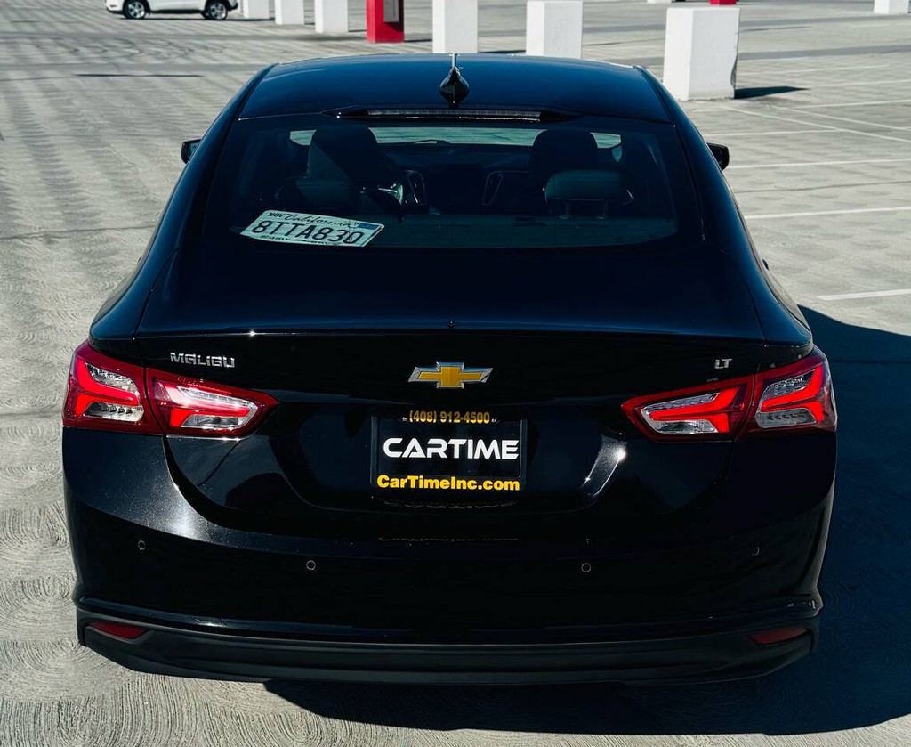 Chevrolet Malibu Vehicle Full-screen Gallery Image 07