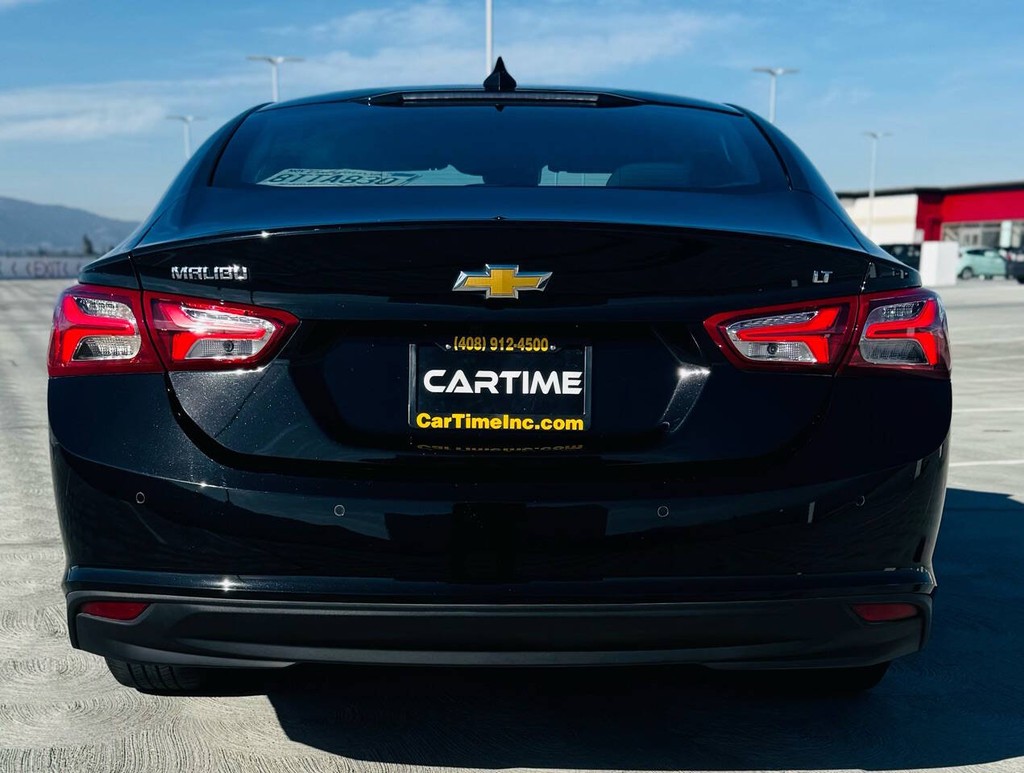 Chevrolet Malibu Vehicle Full-screen Gallery Image 08