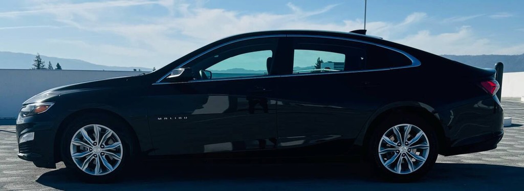 Chevrolet Malibu Vehicle Full-screen Gallery Image 09