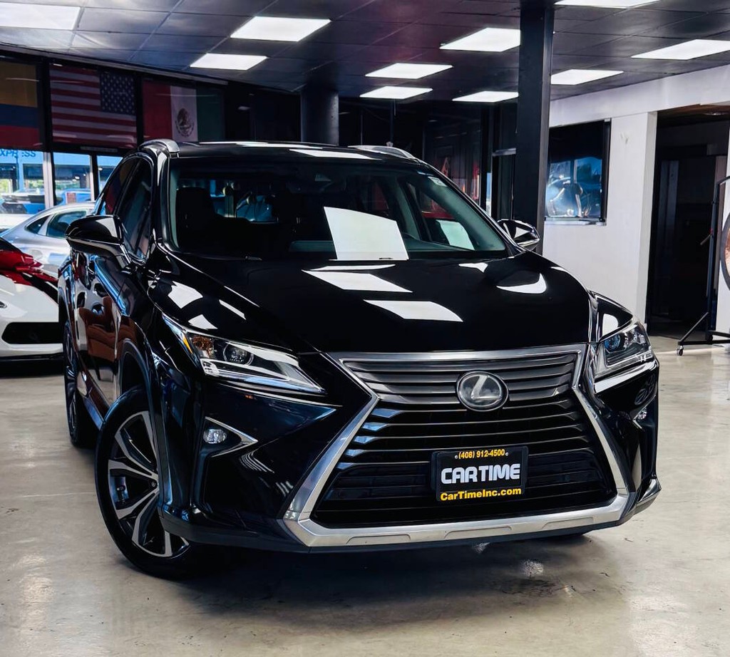 Lexus RX 350 Vehicle Full-screen Gallery Image 02