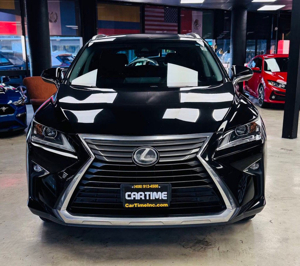 Lexus RX 350 Vehicle Full-screen Gallery Image 03