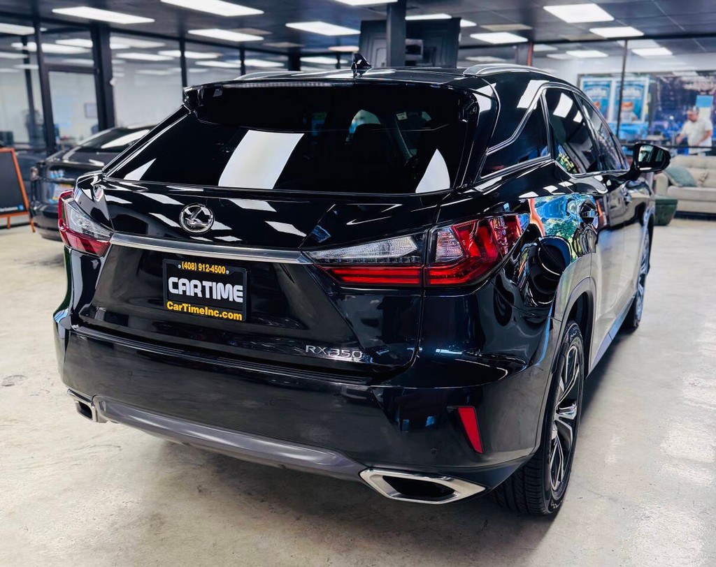 Lexus RX 350 Vehicle Full-screen Gallery Image 07