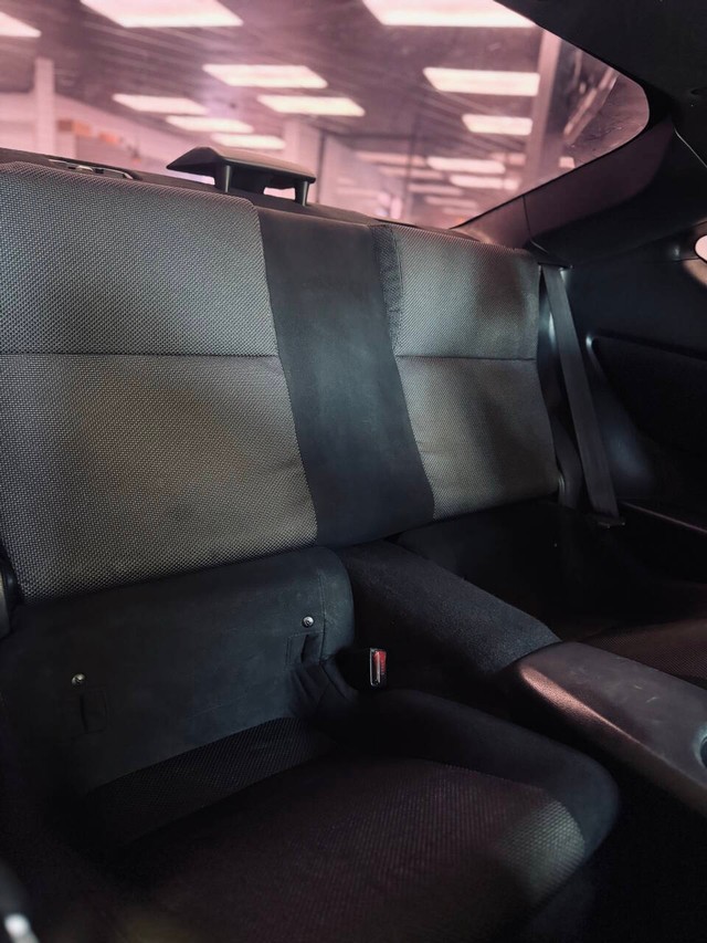 Subaru BRZ Vehicle Full-screen Gallery Image 14