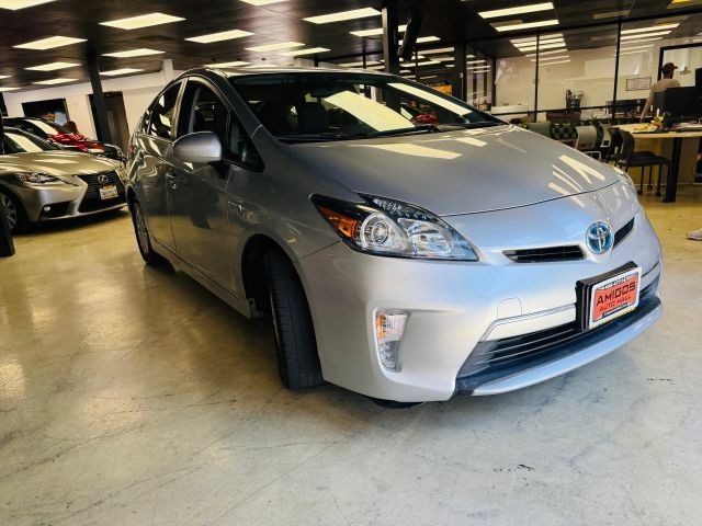 more details - toyota prius plug-in