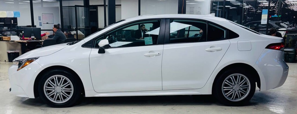 Toyota Corolla Vehicle Full-screen Gallery Image 07