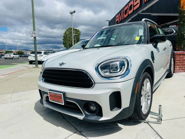 more details - mini countryman