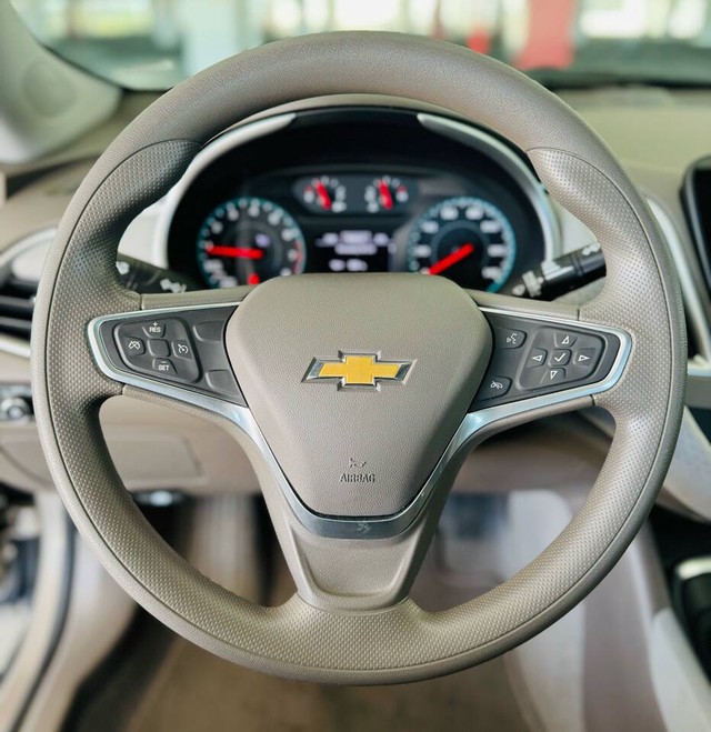 Chevrolet Malibu Vehicle Full-screen Gallery Image 13