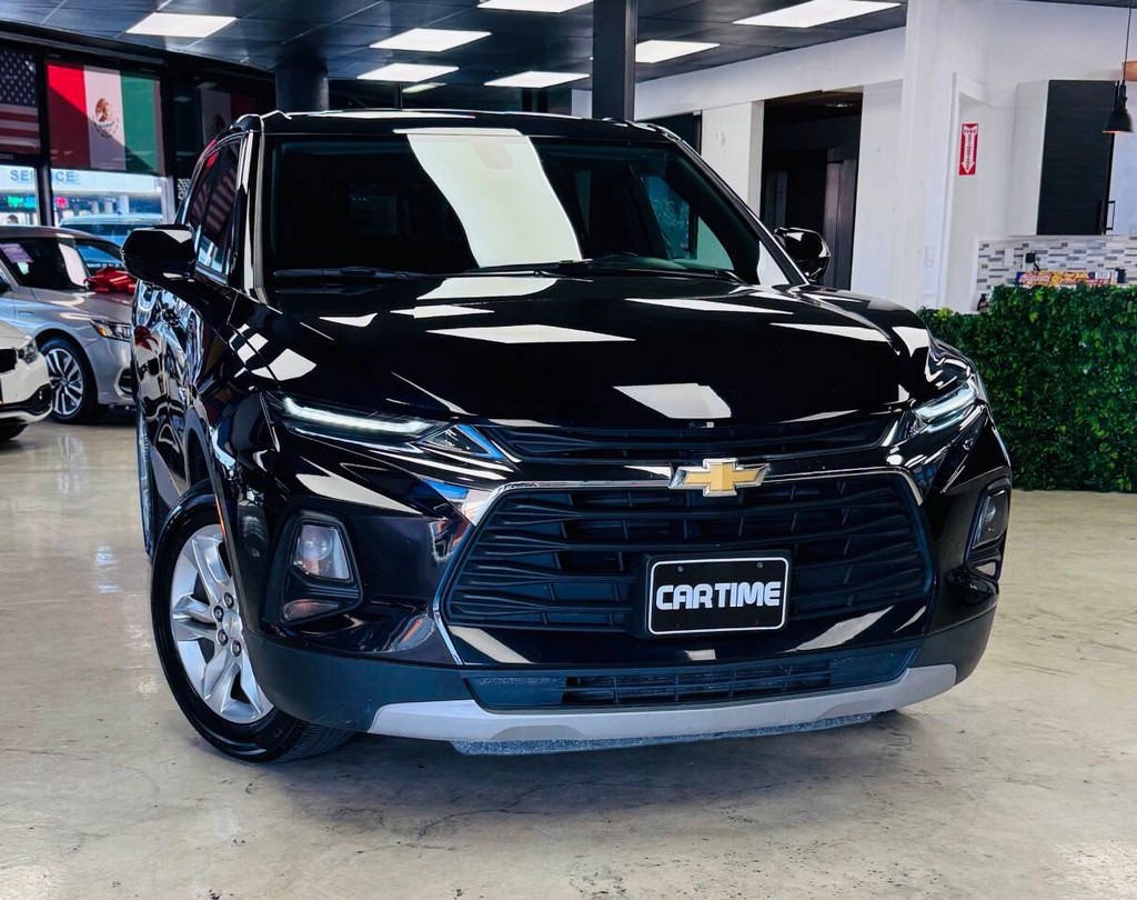 Chevrolet Blazer Vehicle Full-screen Gallery Image 02