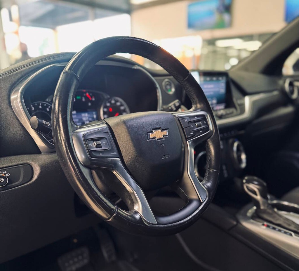 Chevrolet Blazer Vehicle Full-screen Gallery Image 09