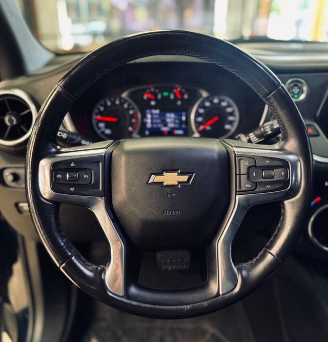 Chevrolet Blazer Vehicle Full-screen Gallery Image 08