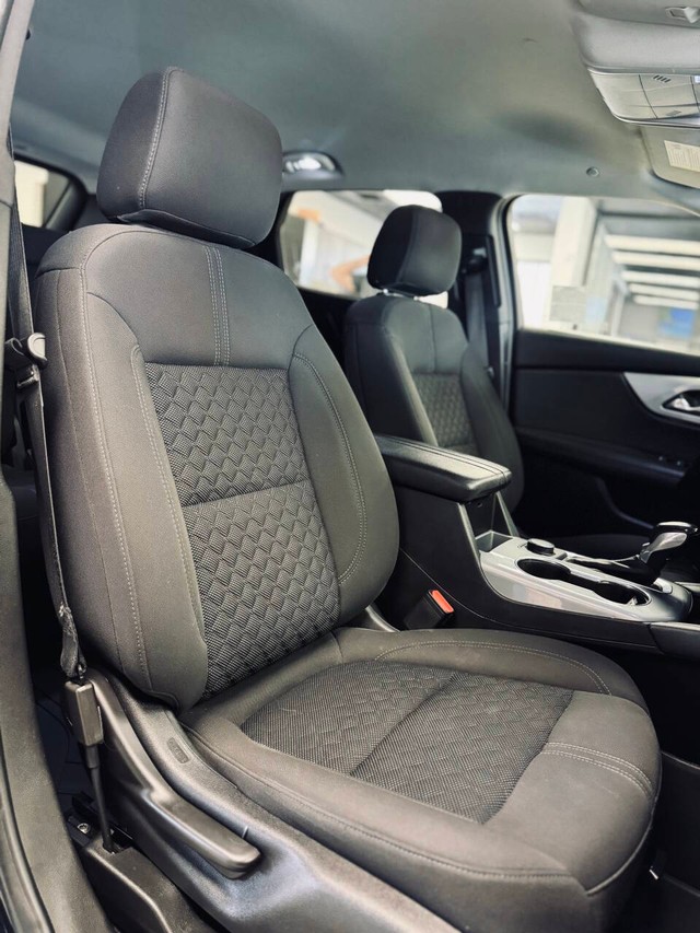 Chevrolet Blazer Vehicle Full-screen Gallery Image 14