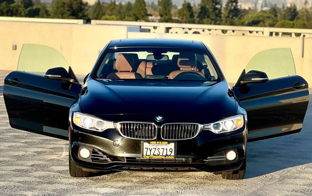 BMW 4 Series Vehicle Full-screen Gallery Image 17