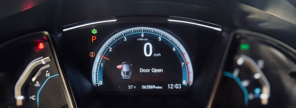 Honda Civic Hatchback Vehicle Full-screen Gallery Image 08