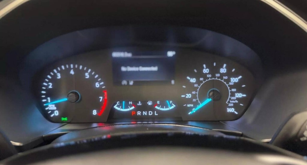 Ford Escape Vehicle Full-screen Gallery Image 22