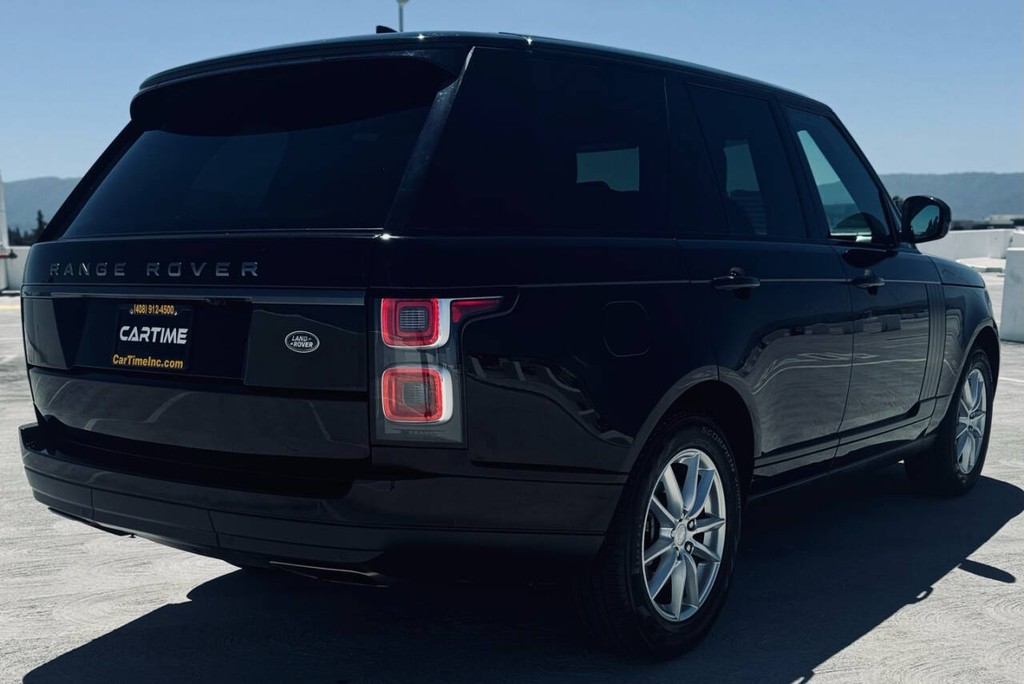 Land Rover Range Rover Vehicle Full-screen Gallery Image 07