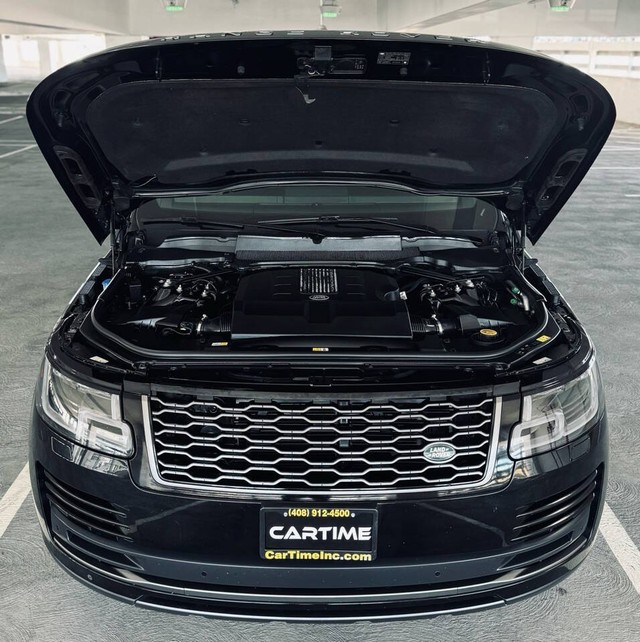 Land Rover Range Rover Vehicle Full-screen Gallery Image 40