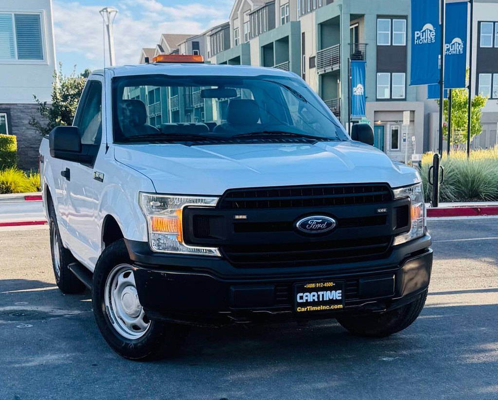 Ford F-150 Vehicle Full-screen Gallery Image 02