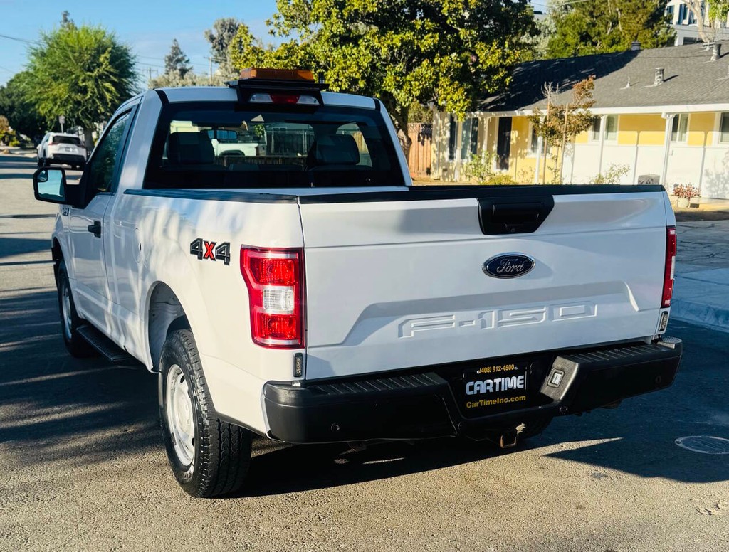 Ford F-150 Vehicle Full-screen Gallery Image 06