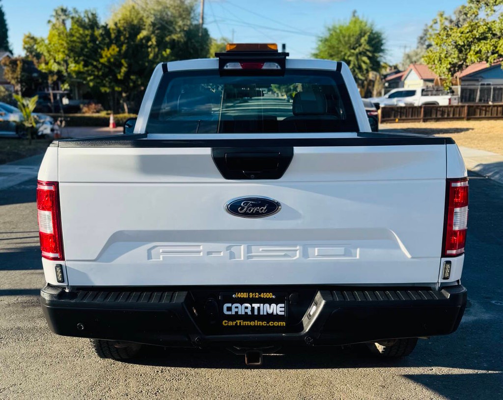 Ford F-150 Vehicle Full-screen Gallery Image 07