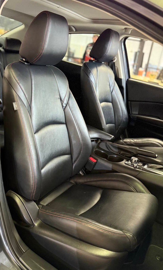 Mazda Mazda3 Sedan Vehicle Full-screen Gallery Image 13