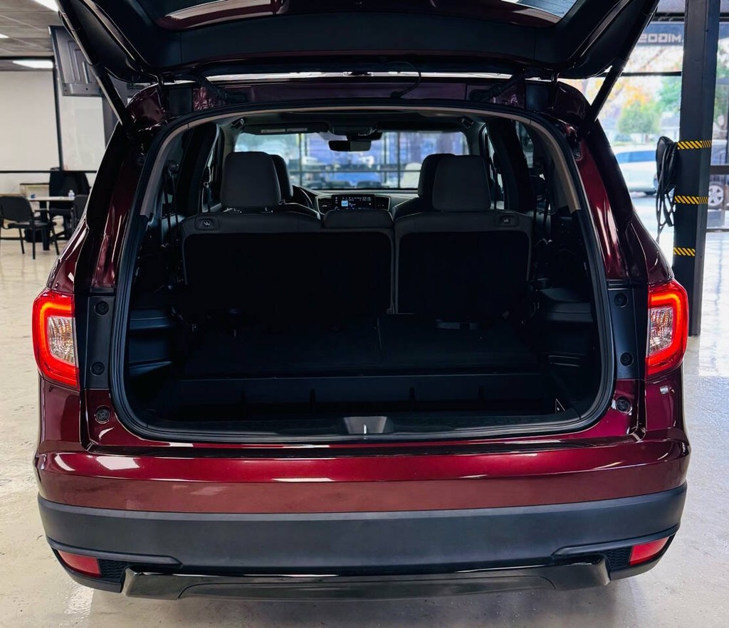Honda Pilot Vehicle Full-screen Gallery Image 29