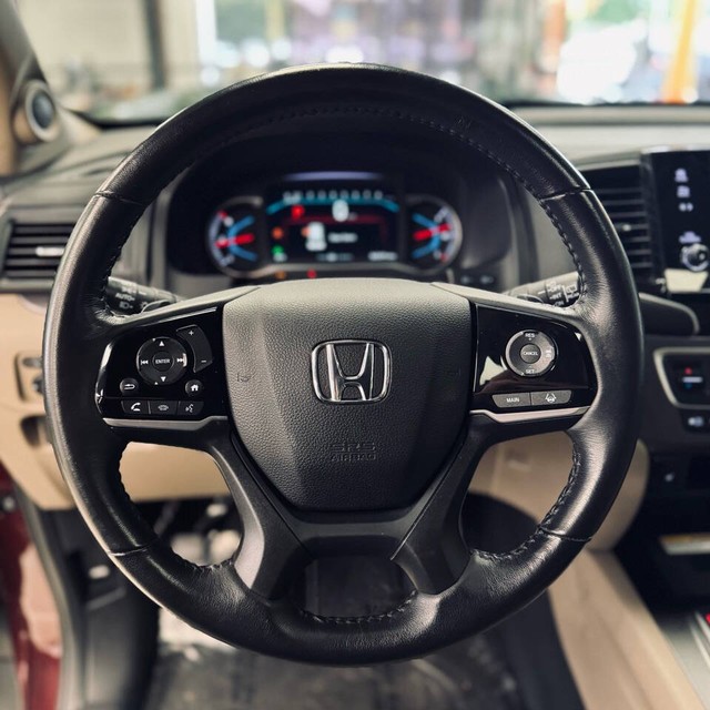 Honda Pilot Vehicle Full-screen Gallery Image 13