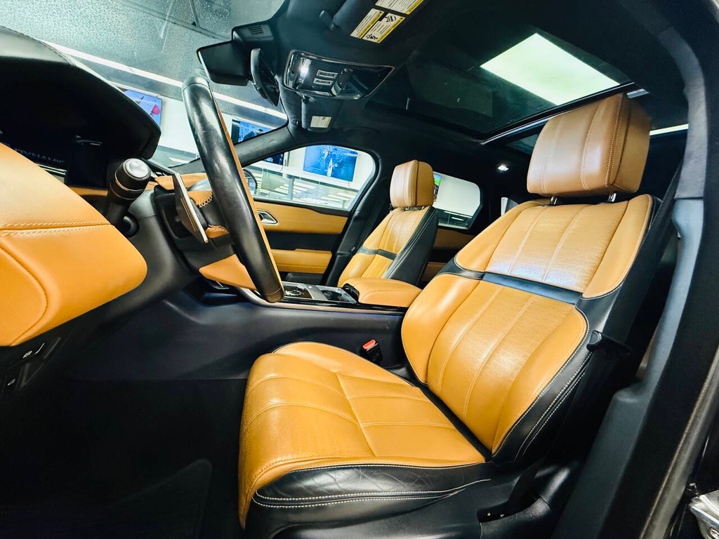 Land Rover Range Rover Velar Vehicle Full-screen Gallery Image 13