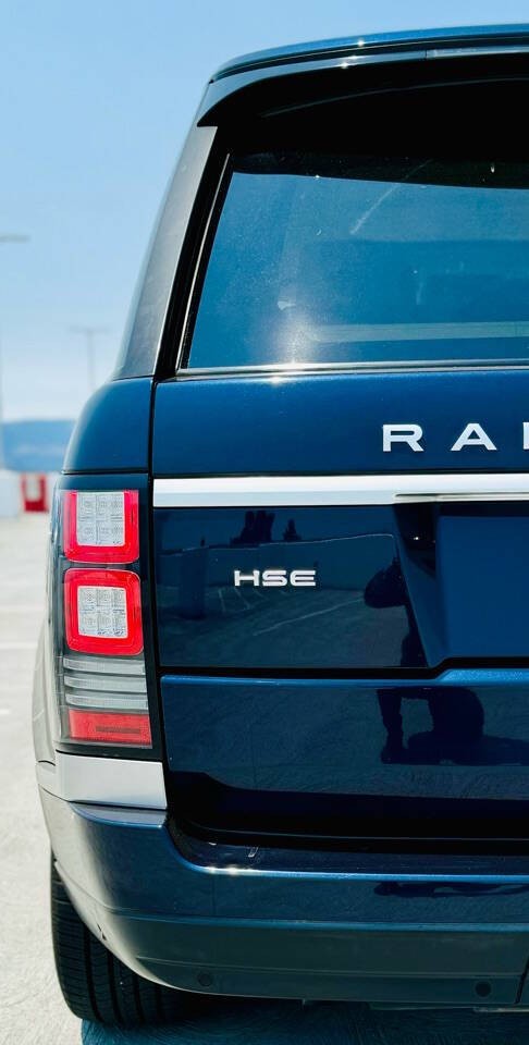 Land Rover Range Rover Vehicle Full-screen Gallery Image 15