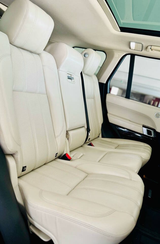 Land Rover Range Rover Vehicle Full-screen Gallery Image 29