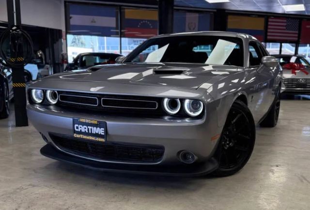 more details - dodge challenger