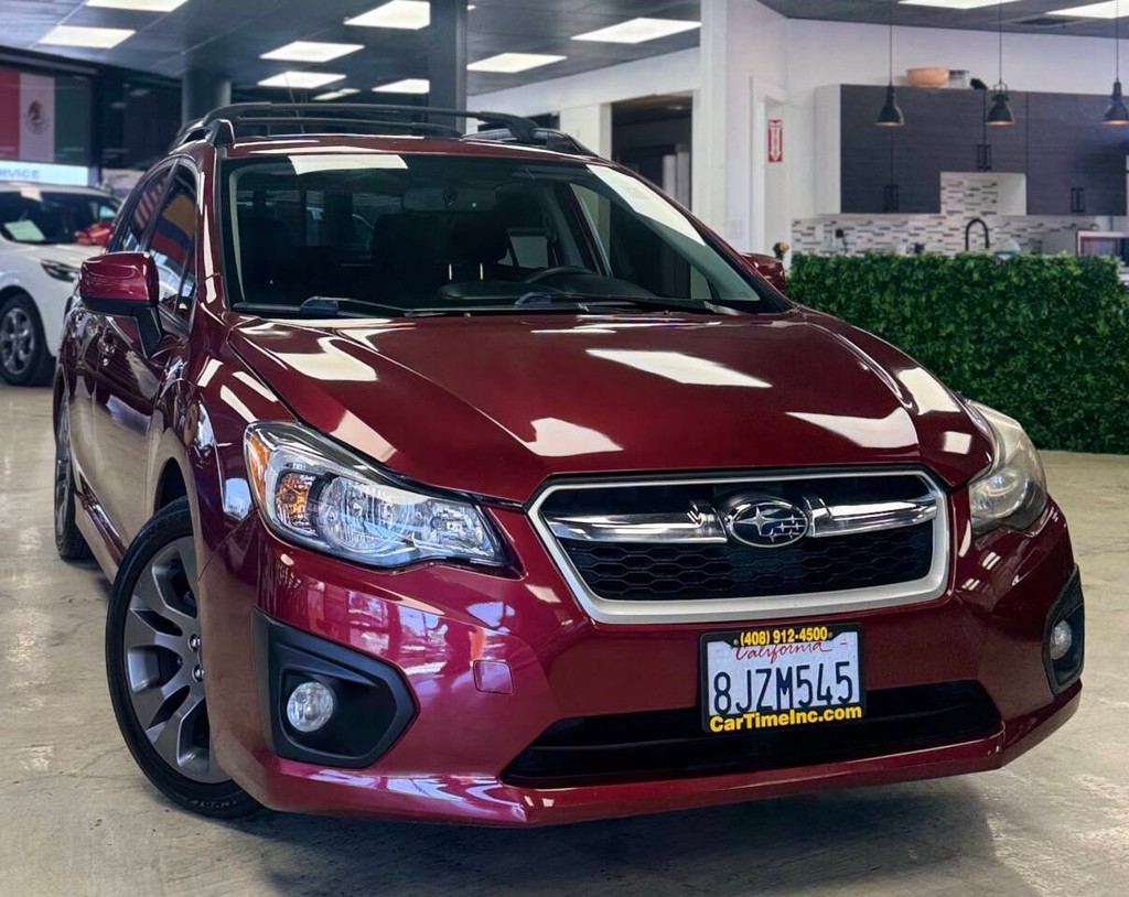 Subaru Impreza Wagon Vehicle Full-screen Gallery Image 03