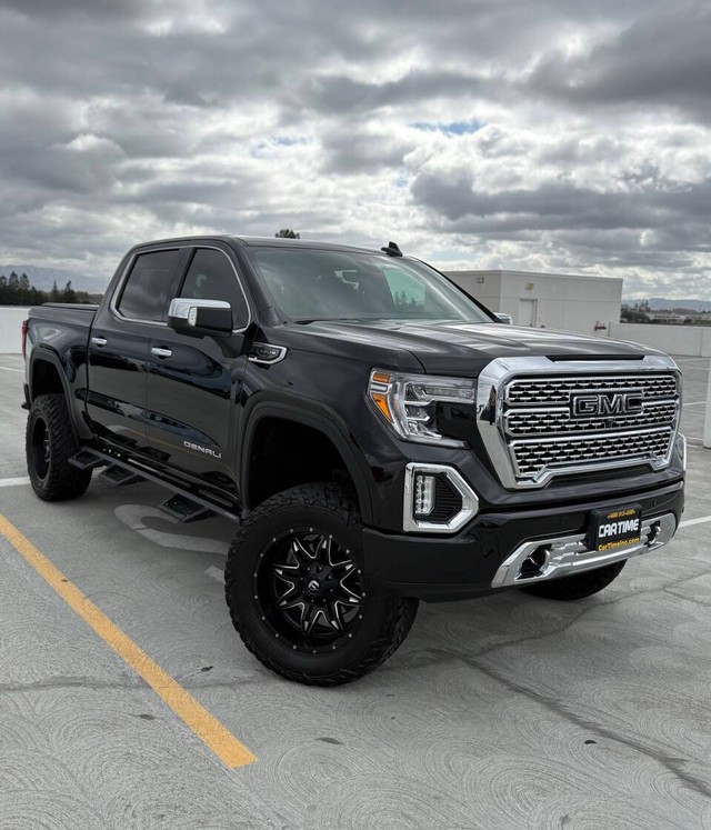 GMC Sierra 1500 Vehicle Full-screen Gallery Image 03