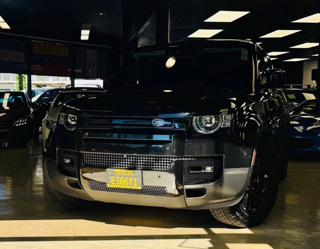 more details - land rover defender