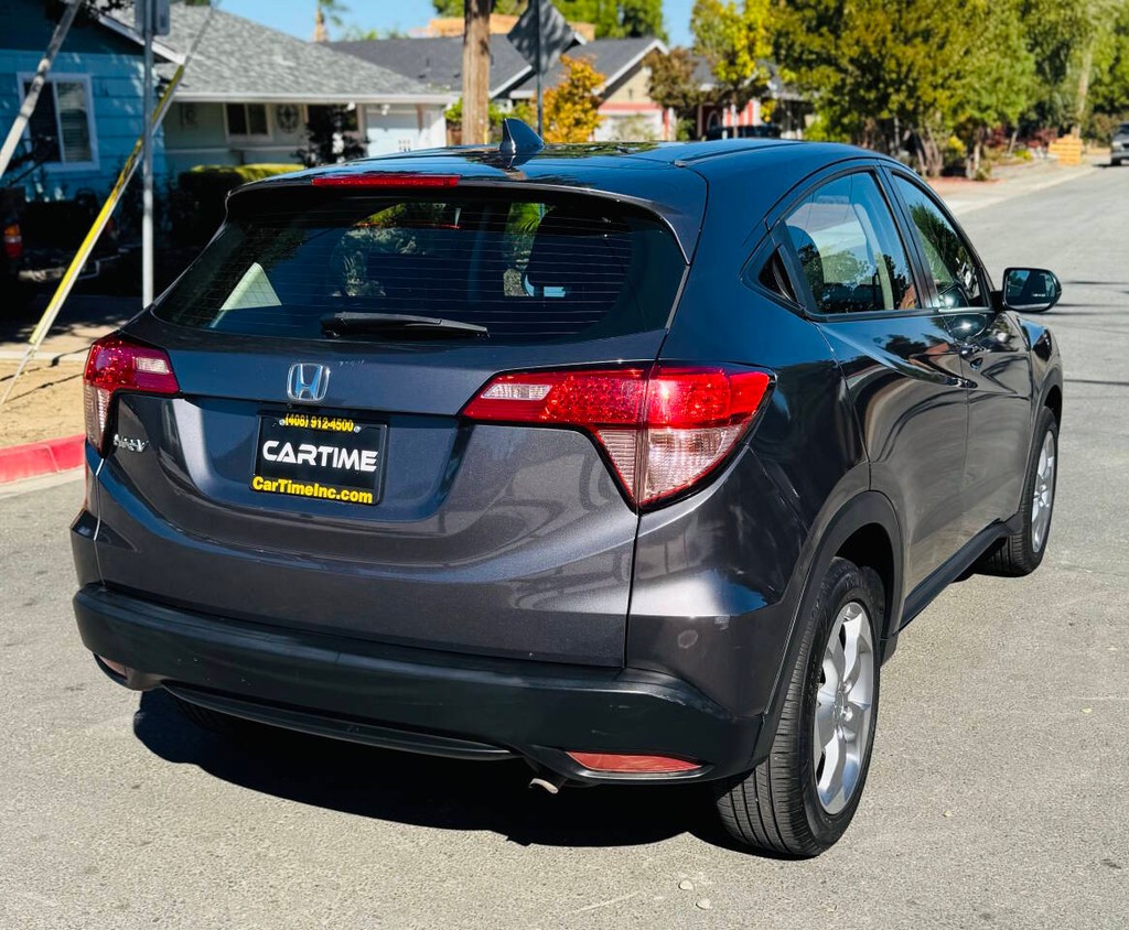 Honda HR-V Vehicle Full-screen Gallery Image 08