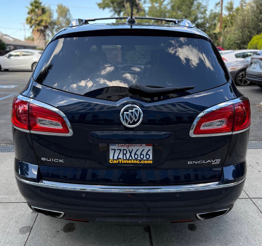 Buick Enclave Vehicle Full-screen Gallery Image 07