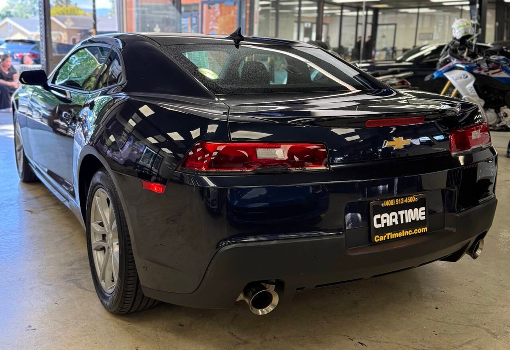 Chevrolet Camaro Vehicle Full-screen Gallery Image 06