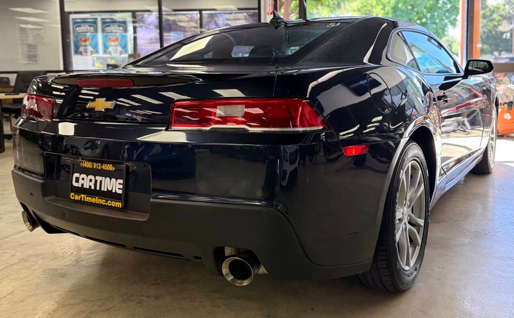 Chevrolet Camaro Vehicle Full-screen Gallery Image 08