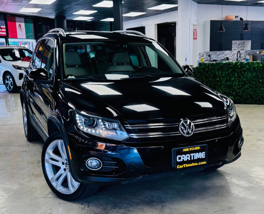Volkswagen Tiguan Vehicle Full-screen Gallery Image 02