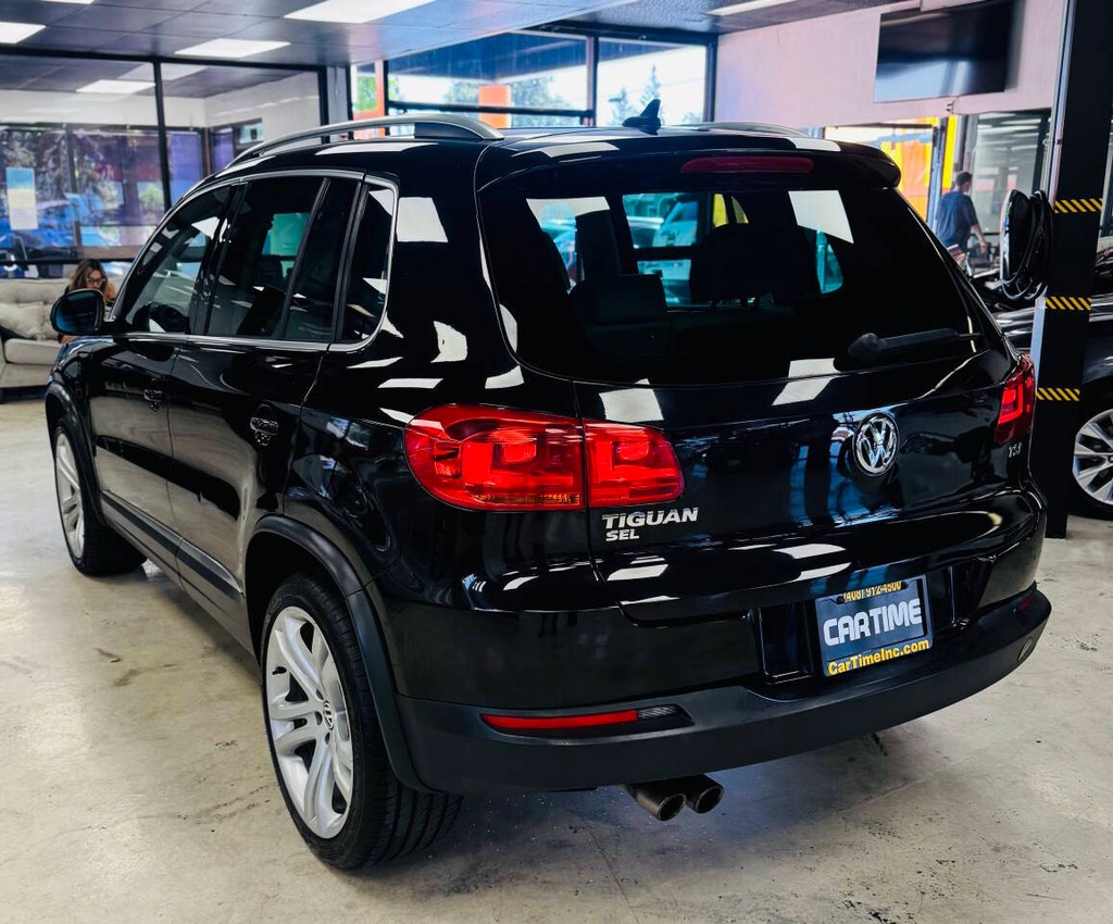 Volkswagen Tiguan Vehicle Full-screen Gallery Image 06