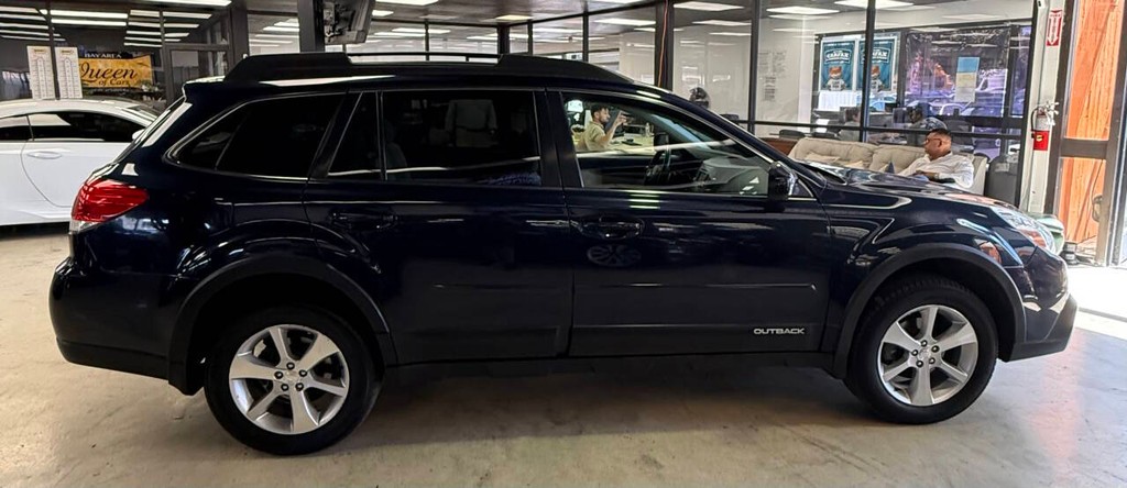 Subaru Outback Vehicle Full-screen Gallery Image 07