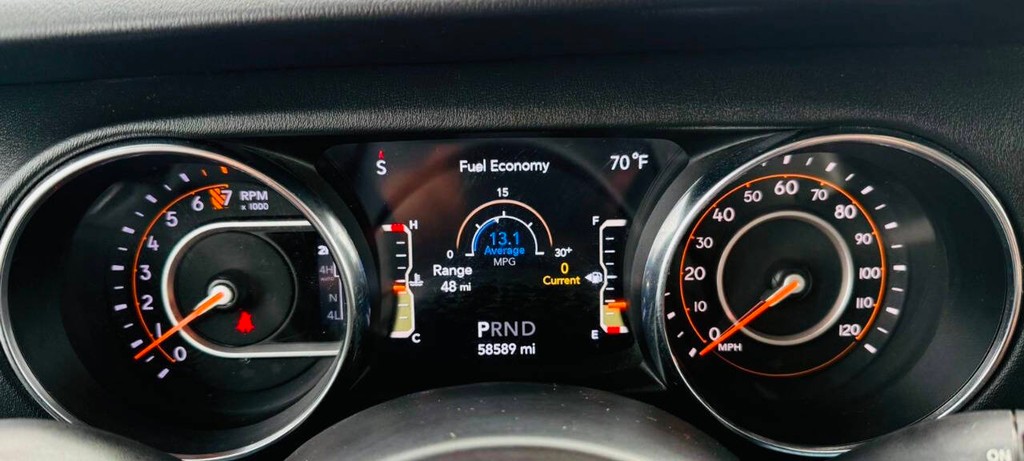 Jeep Wrangler Unlimited Vehicle Full-screen Gallery Image 14