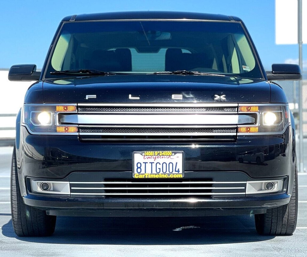 Ford Flex Vehicle Full-screen Gallery Image 14